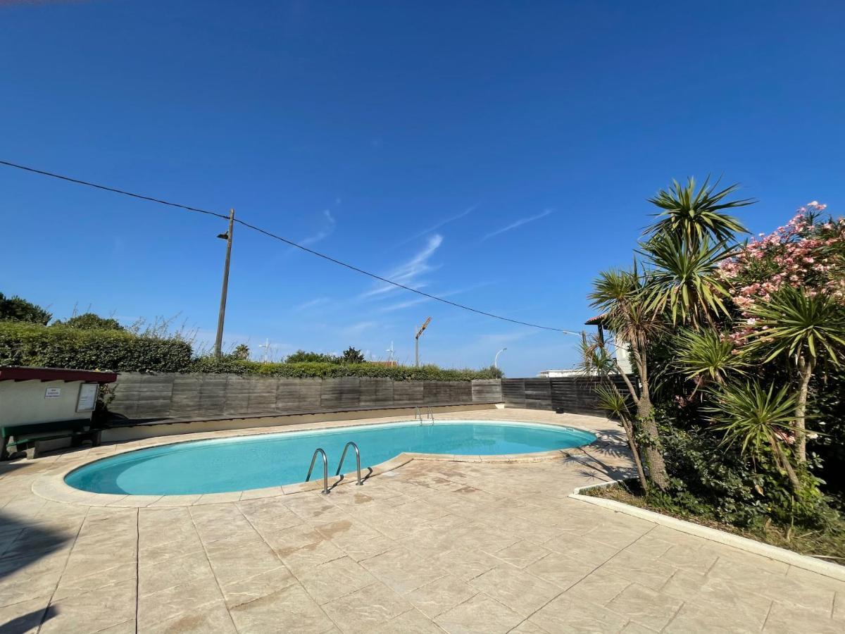 Splendide Appartement De Charme Avec Patio, Parking Et Plage A 3 Minutes Biarritz Exteriör bild